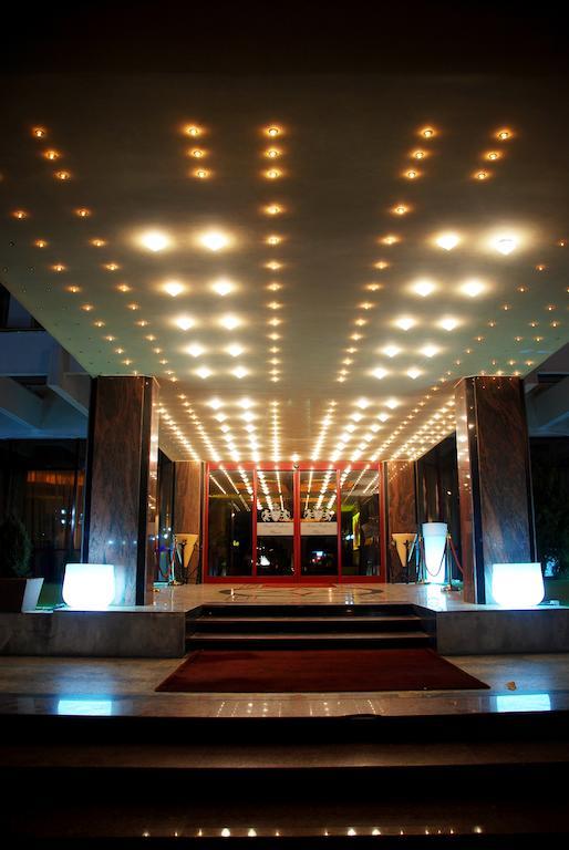 Hotel Prahova Plaza Ploieşti Eksteriør billede