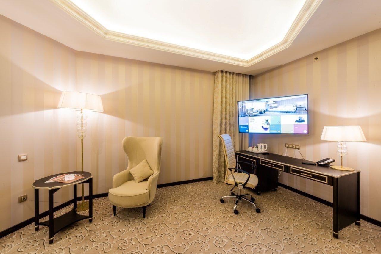 Hotel Prahova Plaza Ploieşti Eksteriør billede