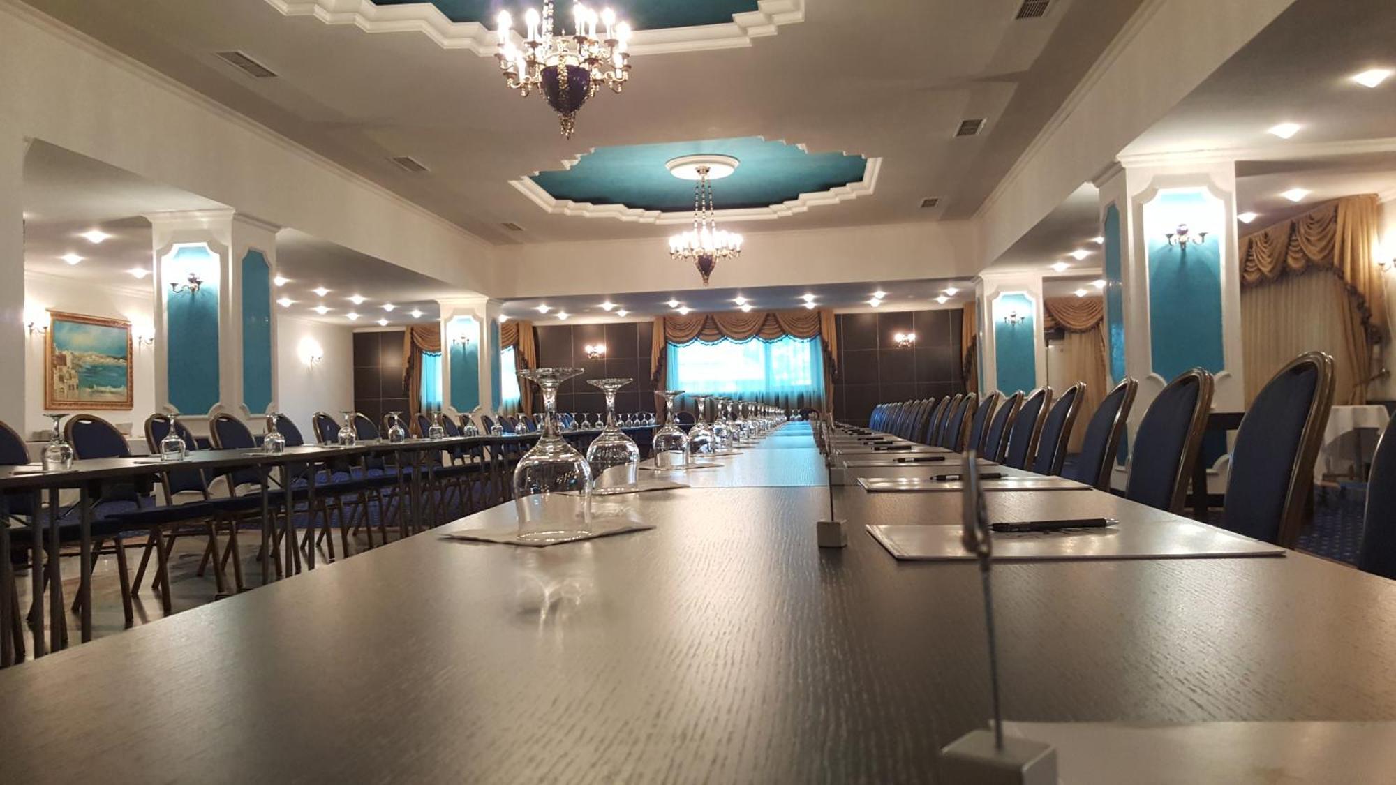 Hotel Prahova Plaza Ploieşti Eksteriør billede