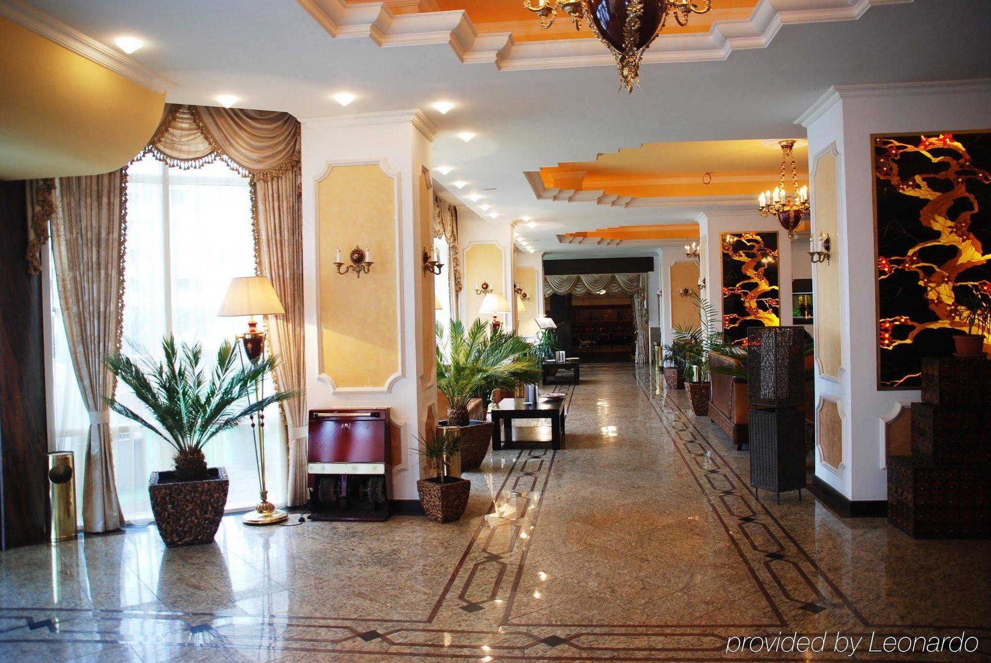 Hotel Prahova Plaza Ploieşti Interiør billede